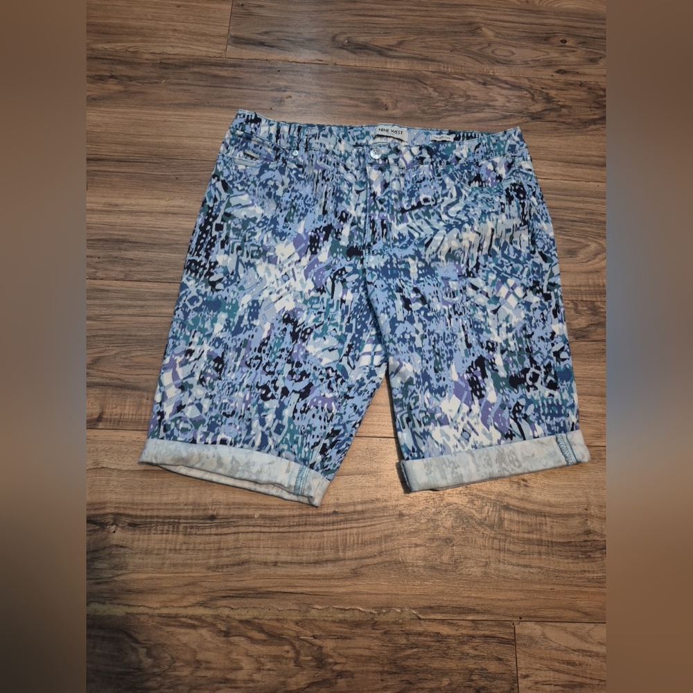 Nine West Blue and White Flat Front Shorts